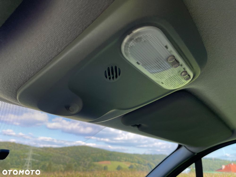 Opel Vivaro - 26
