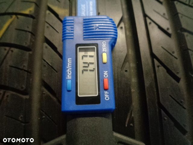 YOKOHAMA BLUEARTH E70 225/55R18 98H - 12