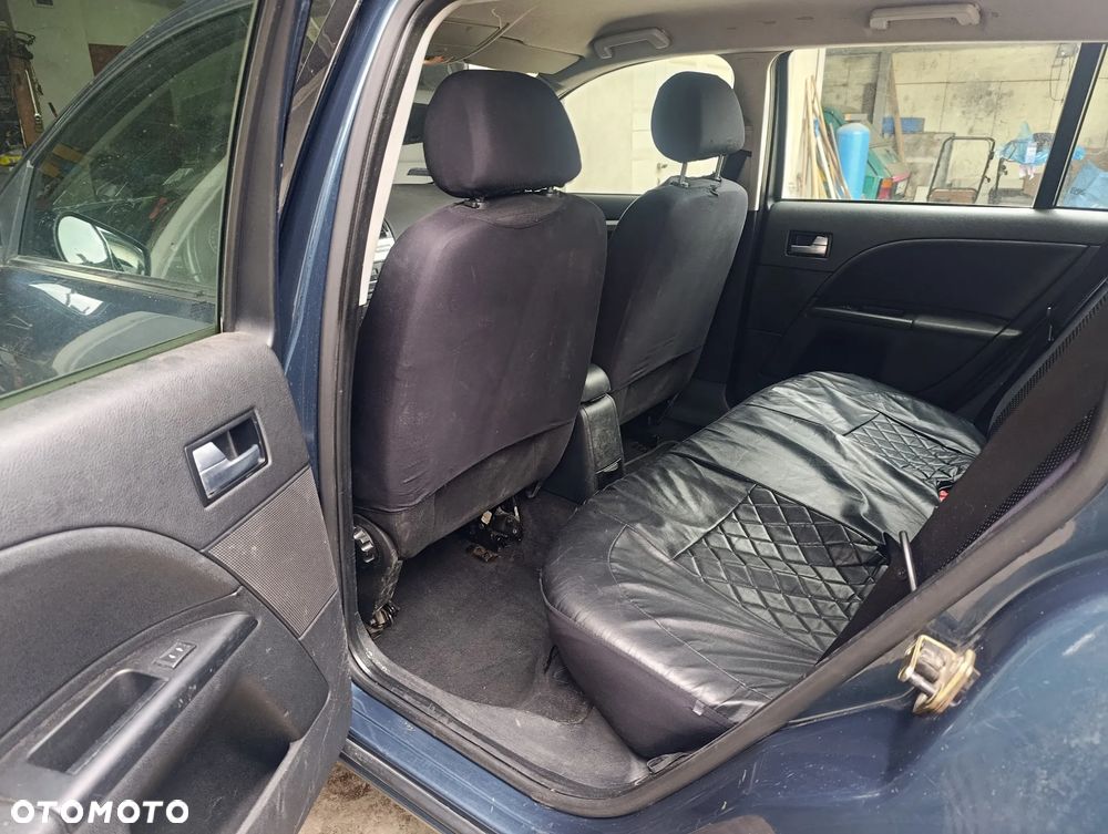 Ford Mondeo 1.8 Ambiente - 18