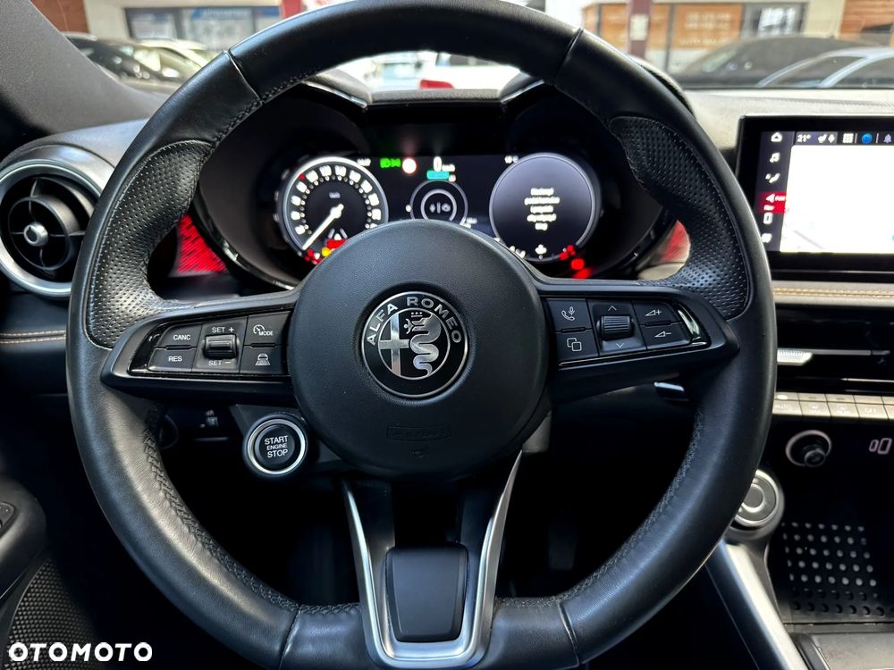 Alfa Romeo Tonale 1.5 T4 GSE mHEV TI DCT - 17