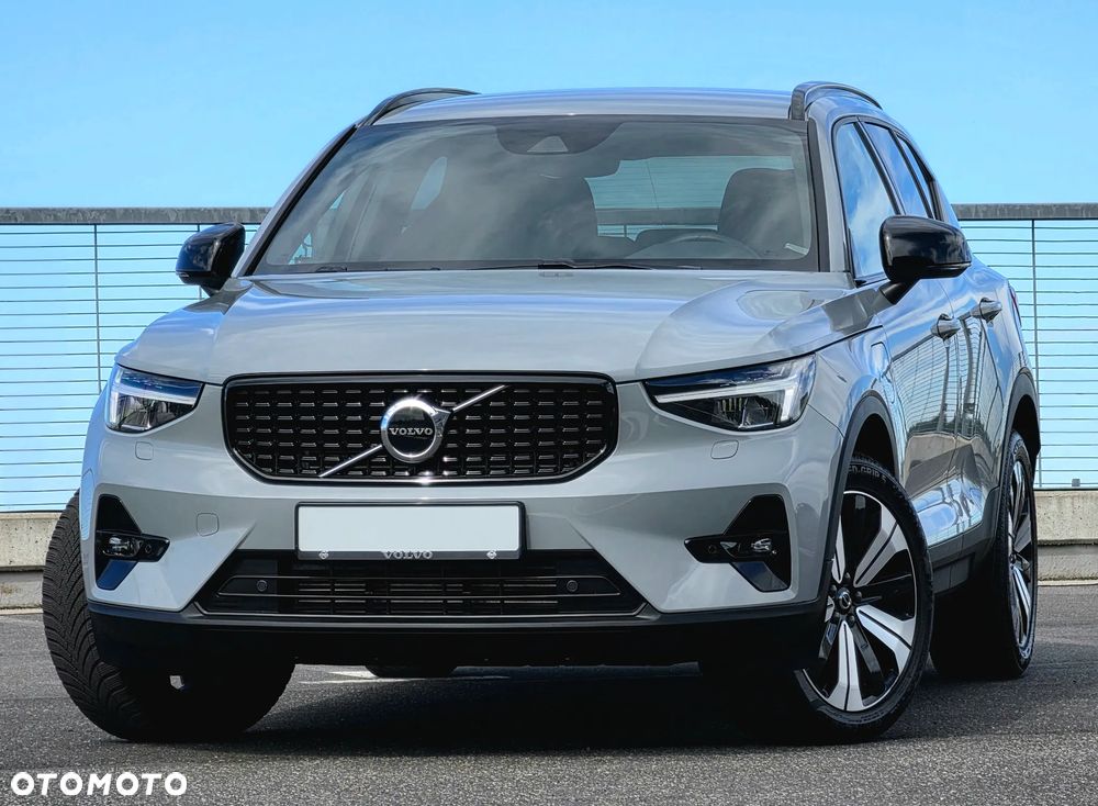 Volvo XC 40 T4 Plug-In Hybrid Plus Dark - 11