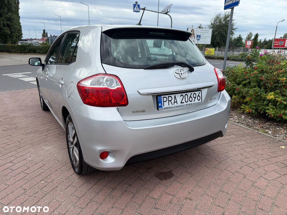 Toyota Auris 1.33 VVT-i Life Comfort - 17