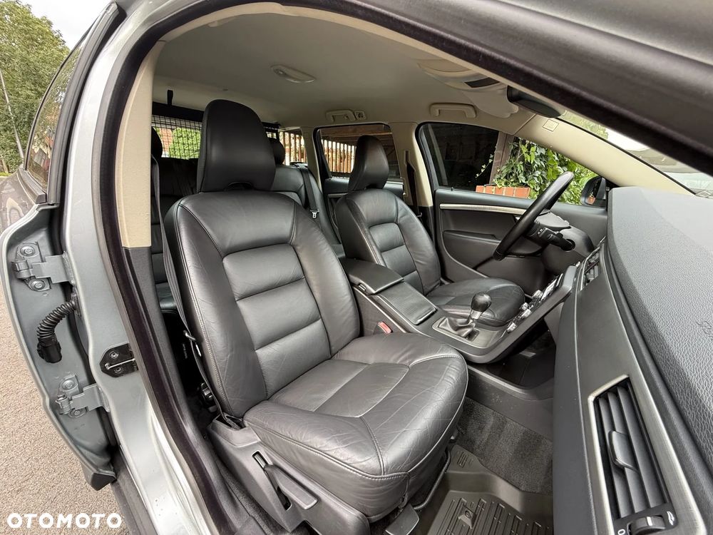 Volvo V70 - 26