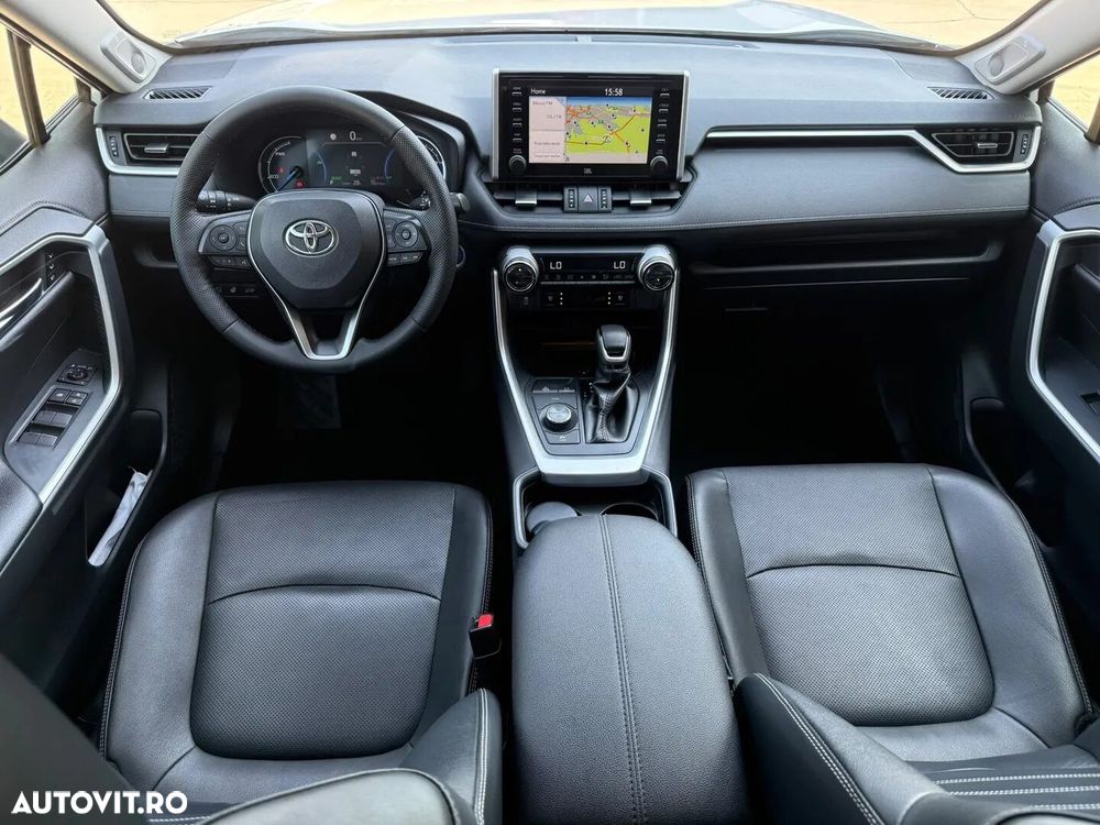 Toyota RAV4 - 22