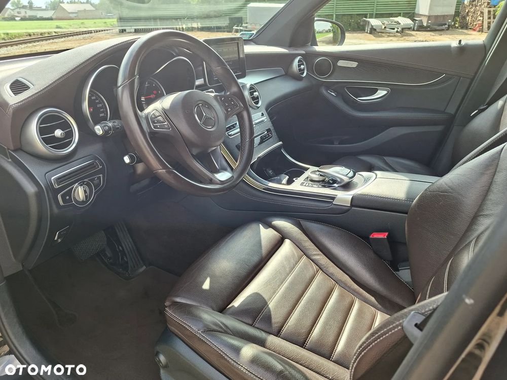 Mercedes-Benz GLC - 9
