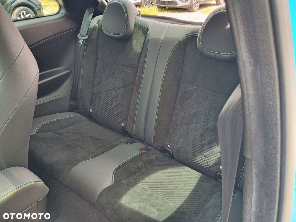 Abarth 500e 37.8kWh Turismo - 10