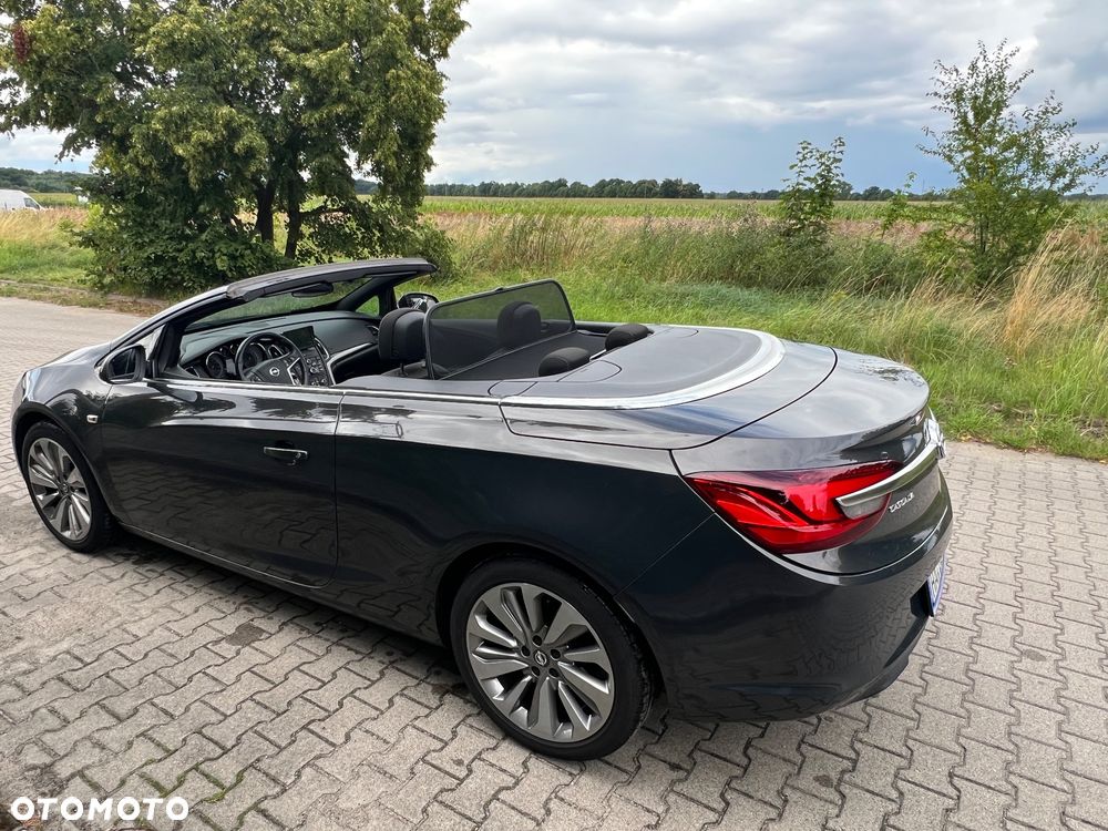 Opel Cascada - 2