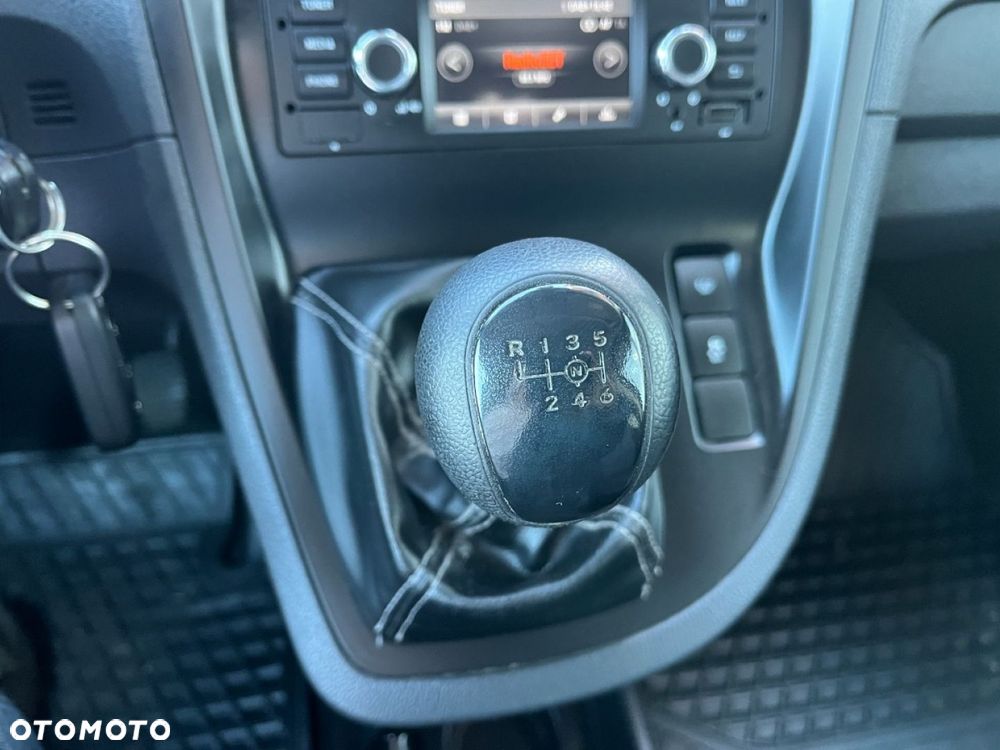 Mercedes-Benz Citan Tourer 415.703 - 12