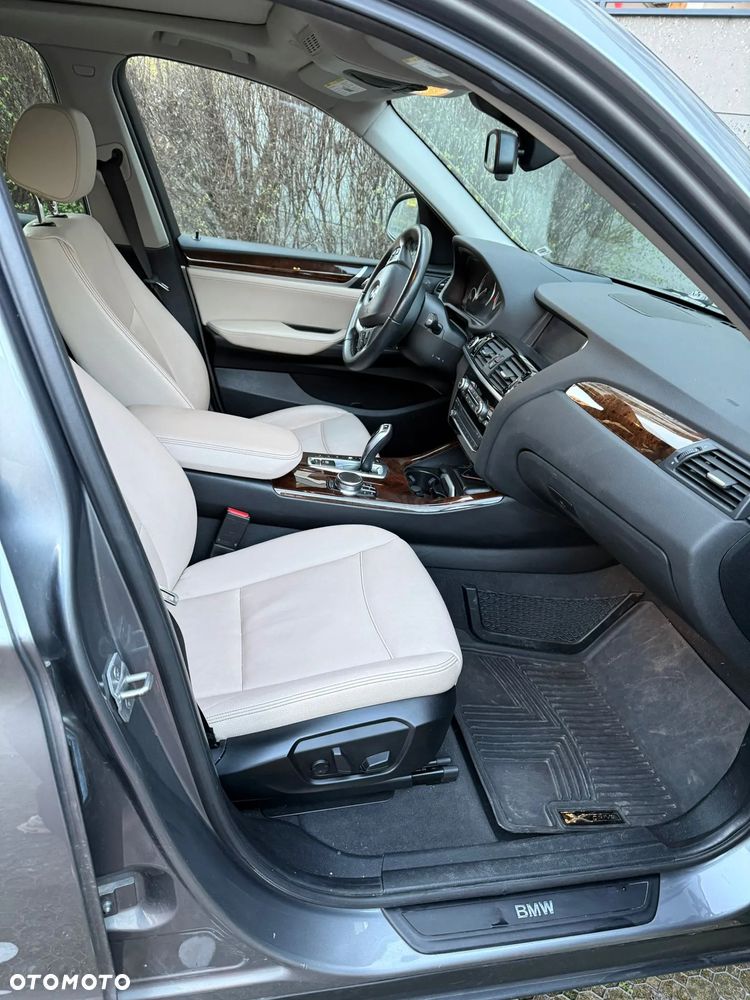 BMW X3 28i xDrive - 7