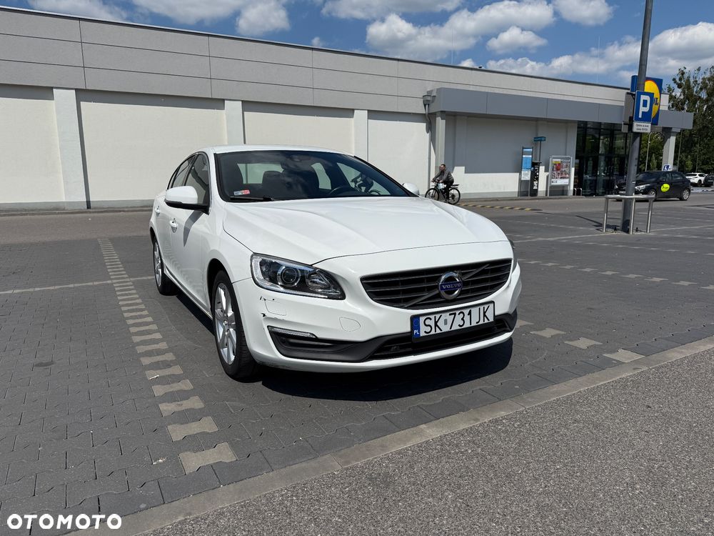 Volvo S60 D3 Drive-E Momentum - 8