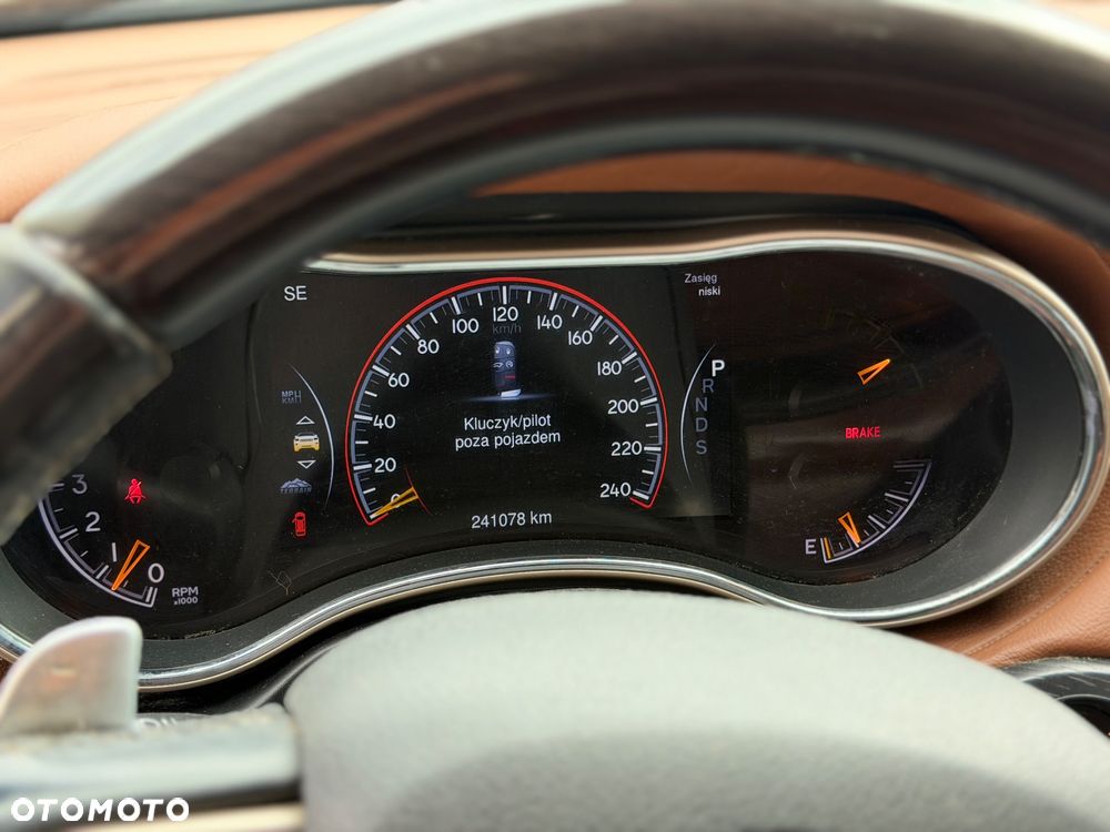 Jeep Grand Cherokee 5.7 V8 HEMI 4WD Automatik Summit - 24