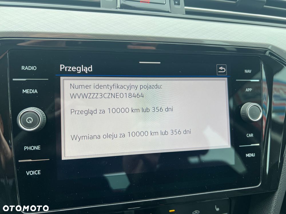 Volkswagen Passat 2.0 TSI Business DSG - 11