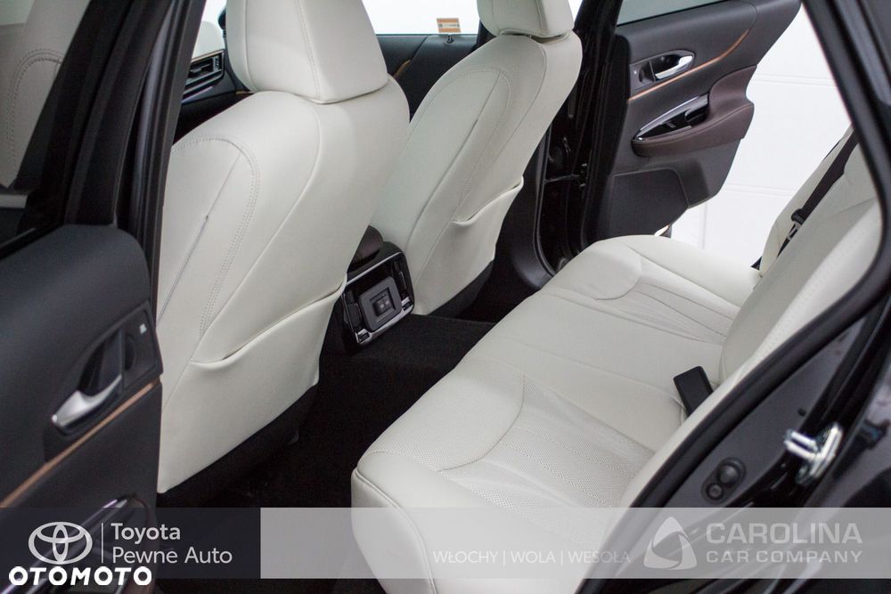 Toyota Mirai Executive - 17