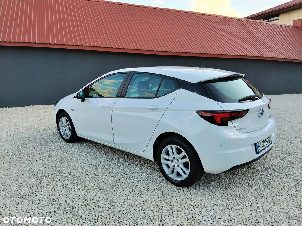 Opel Astra - 32