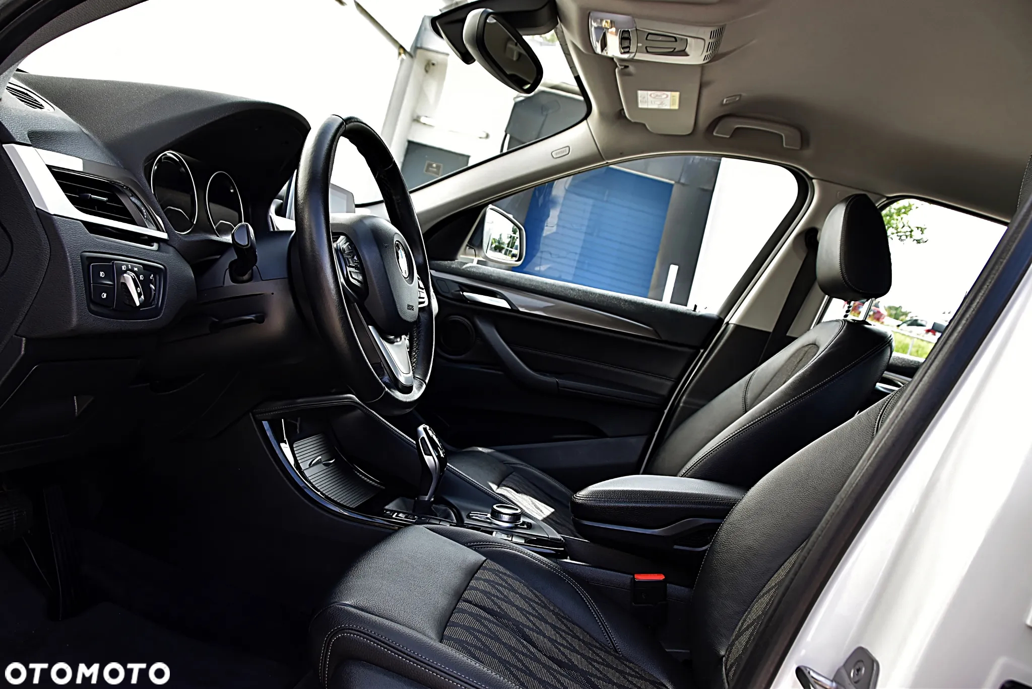BMW X1 sDrive18i GPF xLine - 17