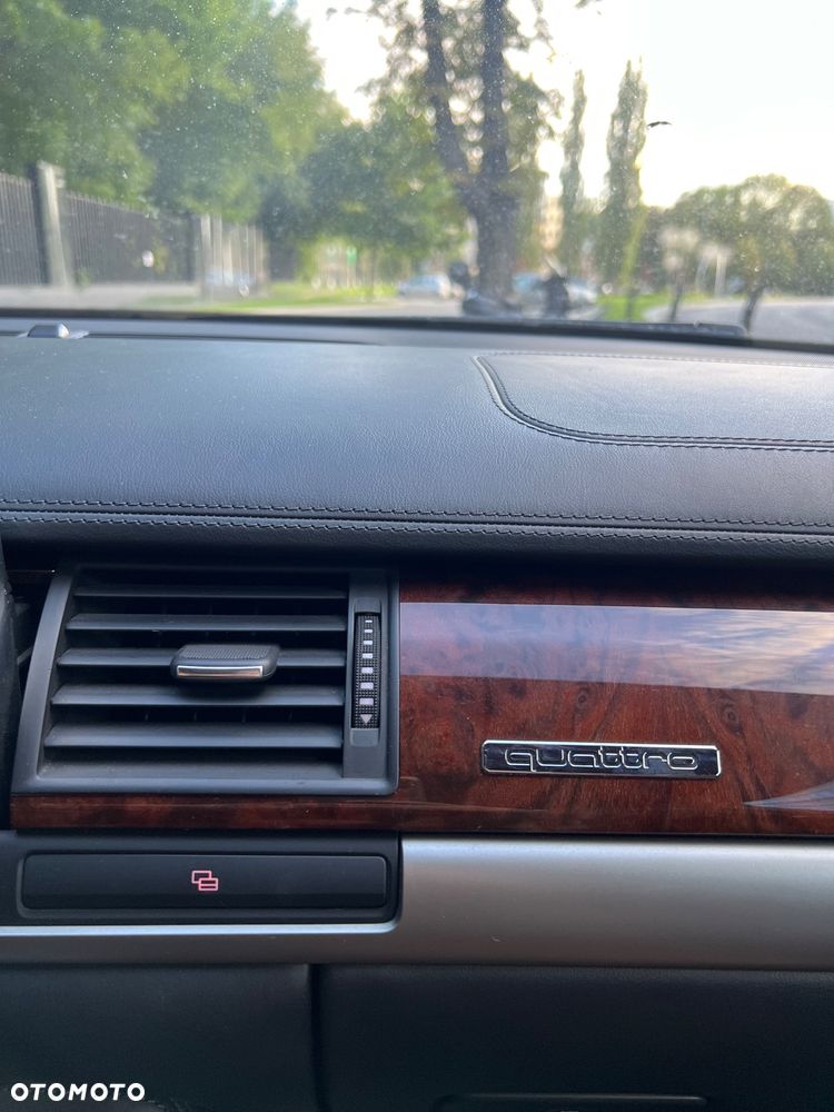 Audi A8 4.2 TDI L Quattro - 36