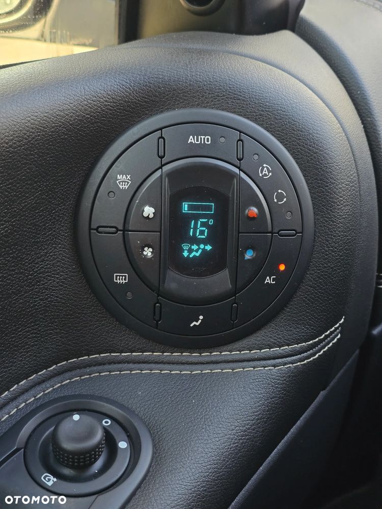 Renault Espace 2.0 dCi FAP Initiale - 29