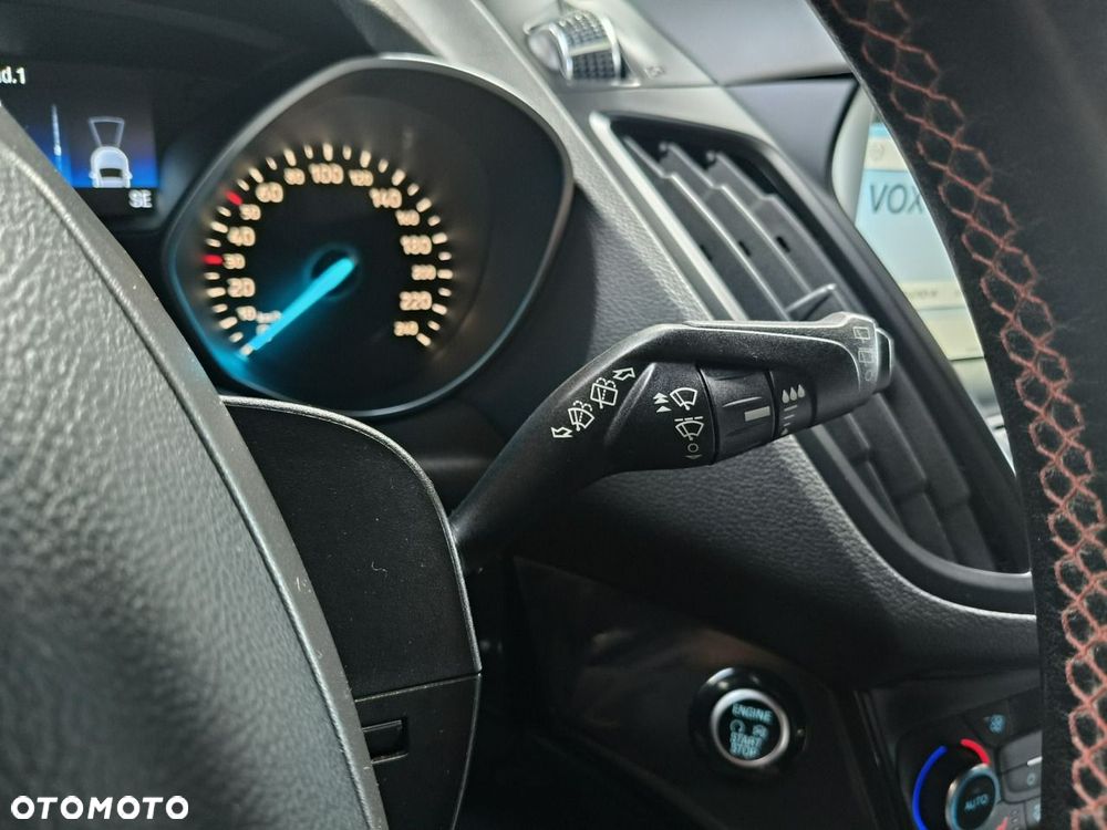 Ford Kuga - 28