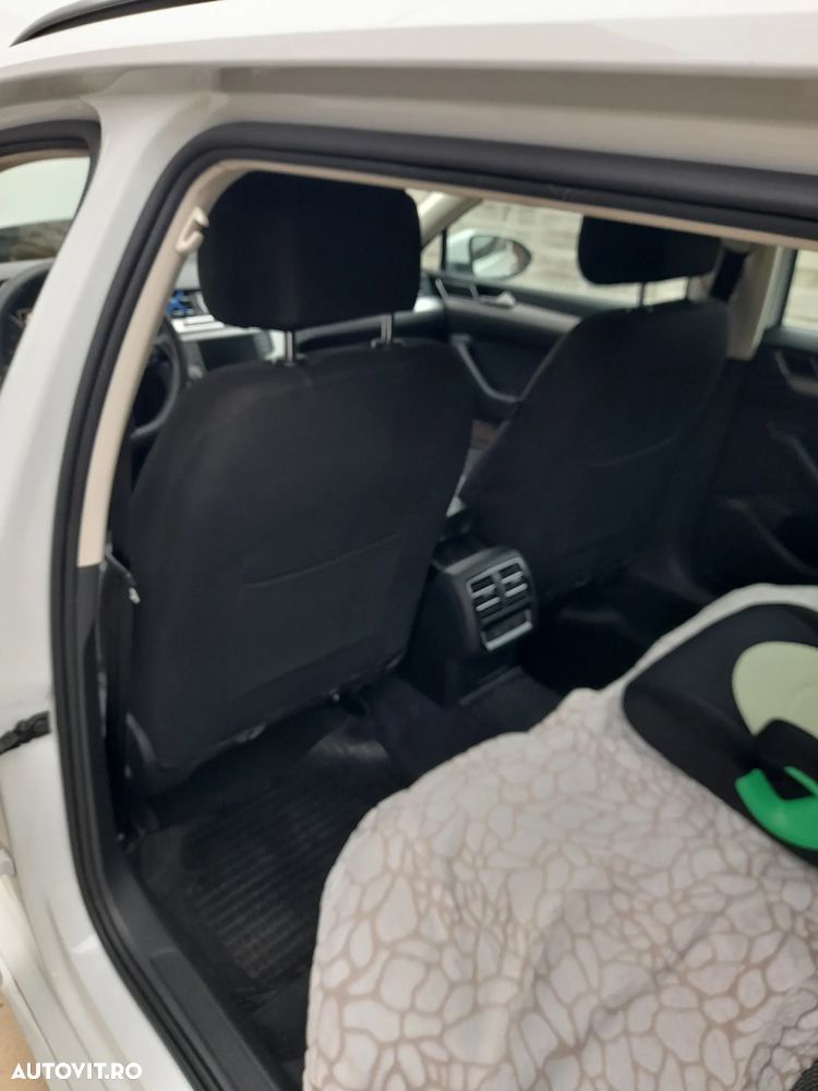 Volkswagen Passat 2.0 TDI (BlueMotion Technology) Comfortline - 6