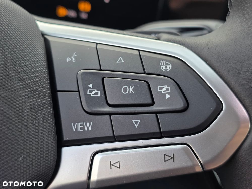 Volkswagen Passat - 30