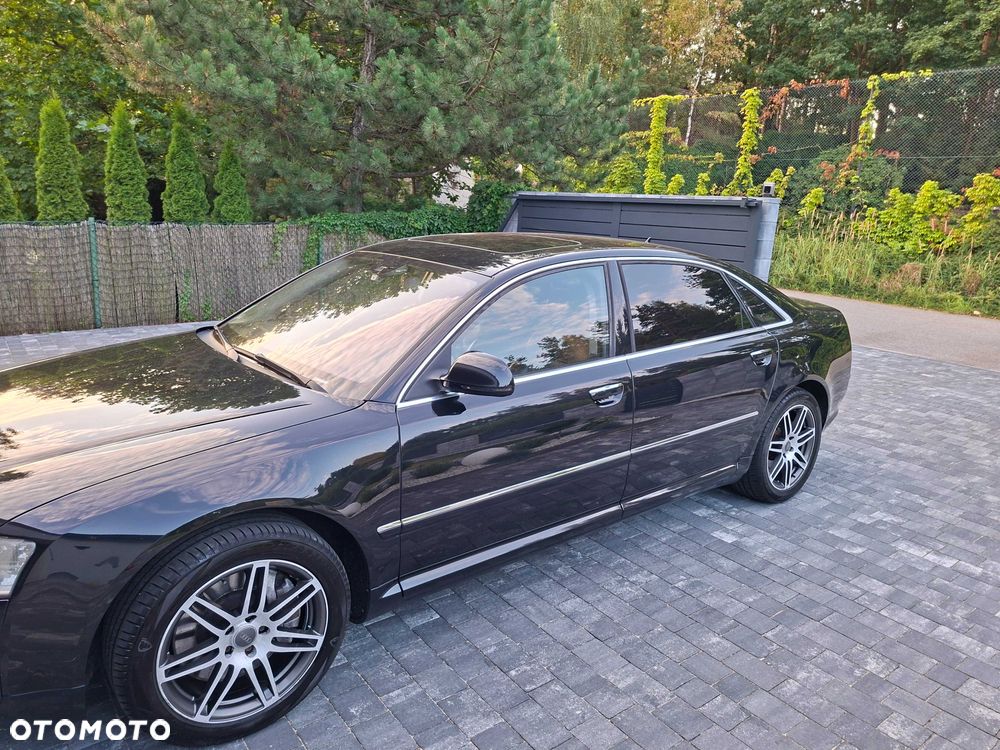 Audi A8 - 2