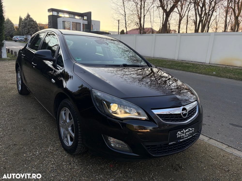 Opel Astra 1.4 Turbo Innovation - 14
