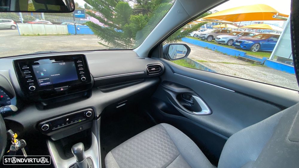 Toyota Yaris 1.5 HDF Comfort - 29