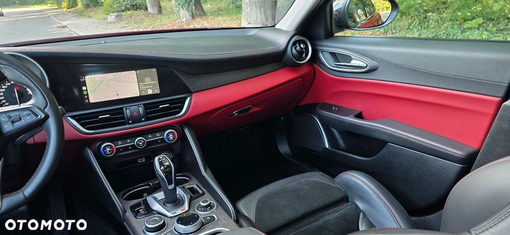 Alfa Romeo Giulia 2.0 Turbo Veloce TI Q4 - 16
