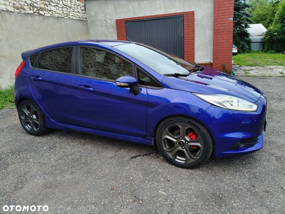 Ford Fiesta 1.6 EcoBoost ST - 8