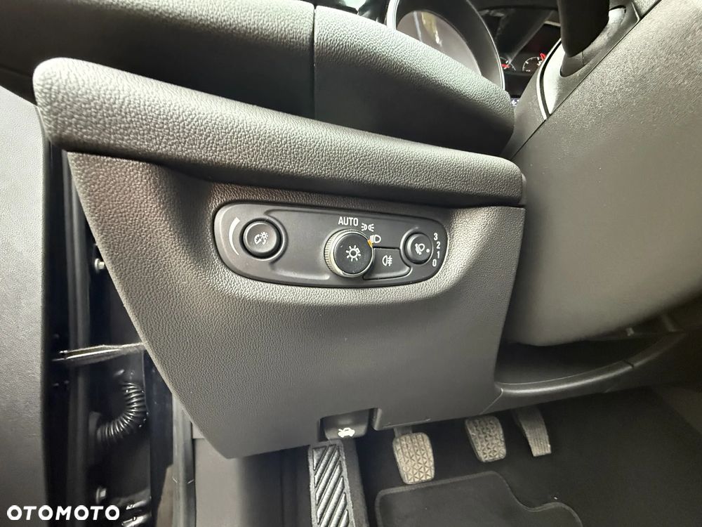 Opel Insignia 1.5 Direct InjectionTurbo Business Edition - 17