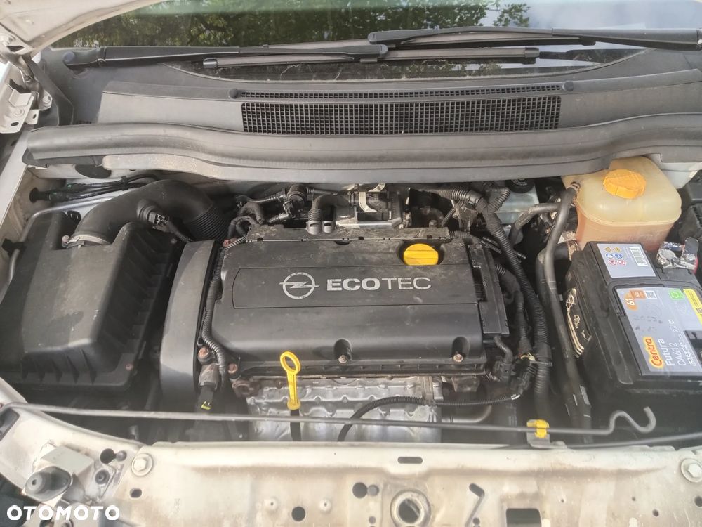 Opel Zafira 1.6 Cosmo - 8