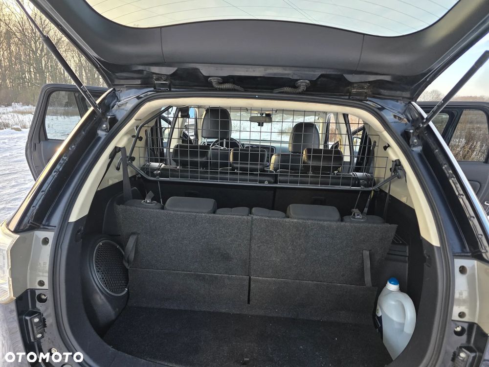 Mitsubishi Outlander 2.2 DID Instyle Navi - 30