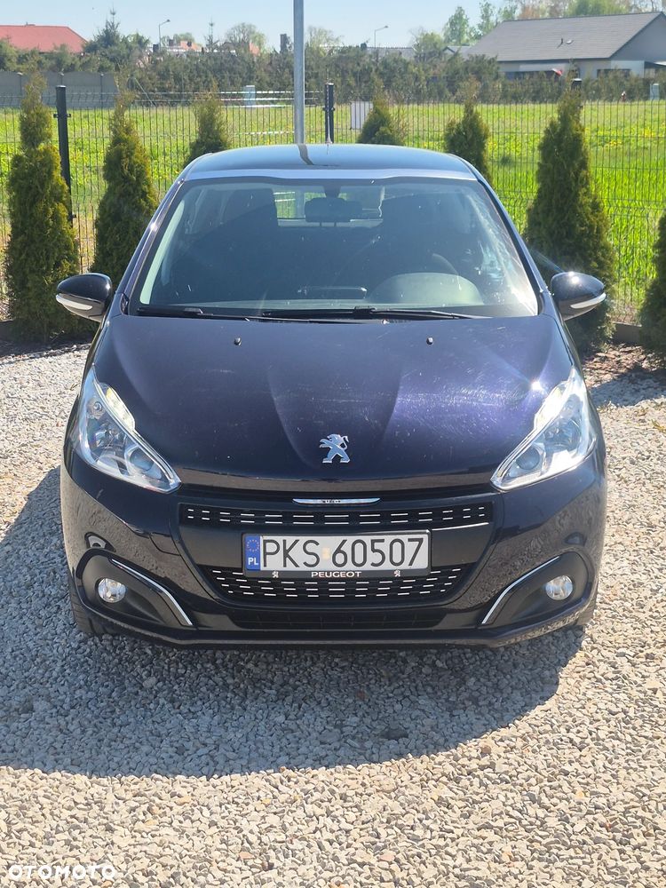 Peugeot 208 - 36