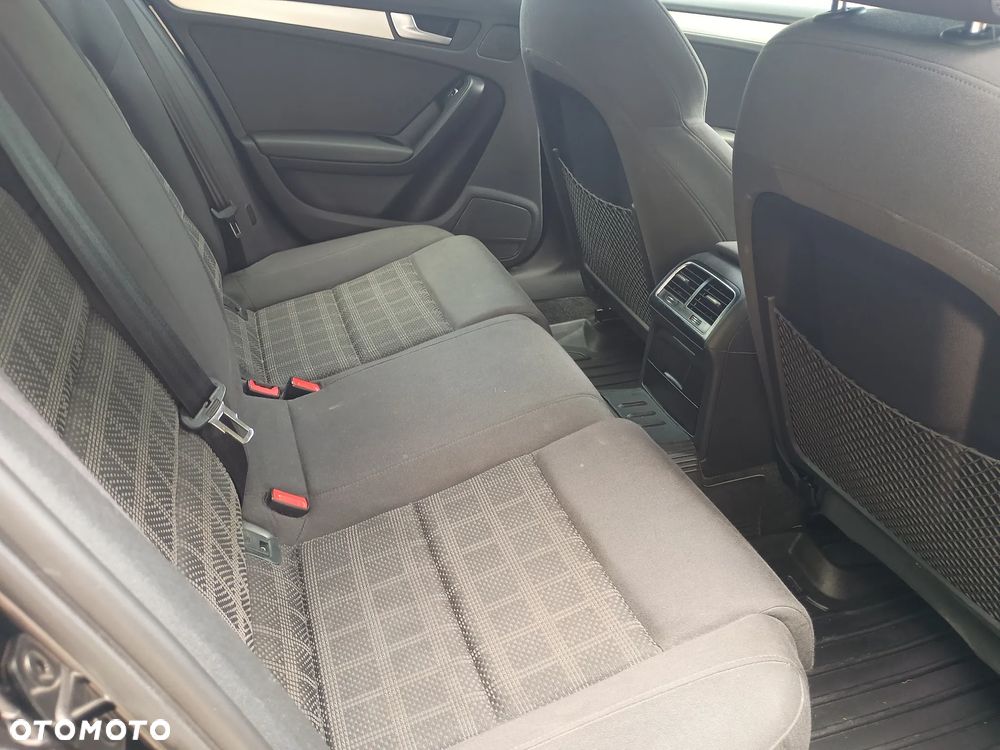 Audi A4 Avant - 16