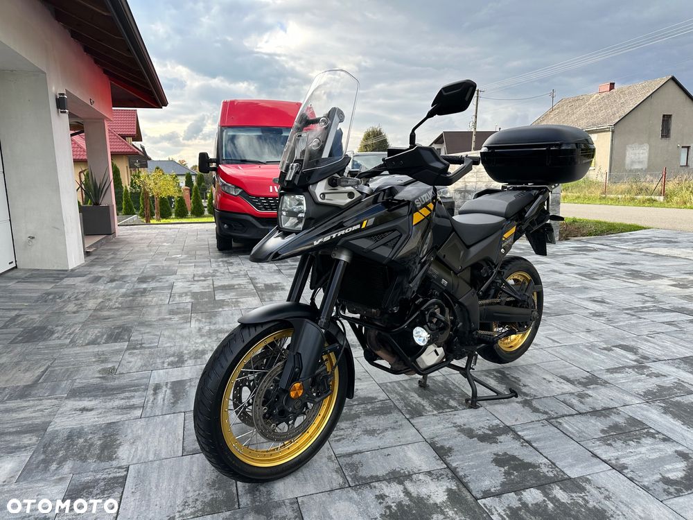 Suzuki V-STROM - 19