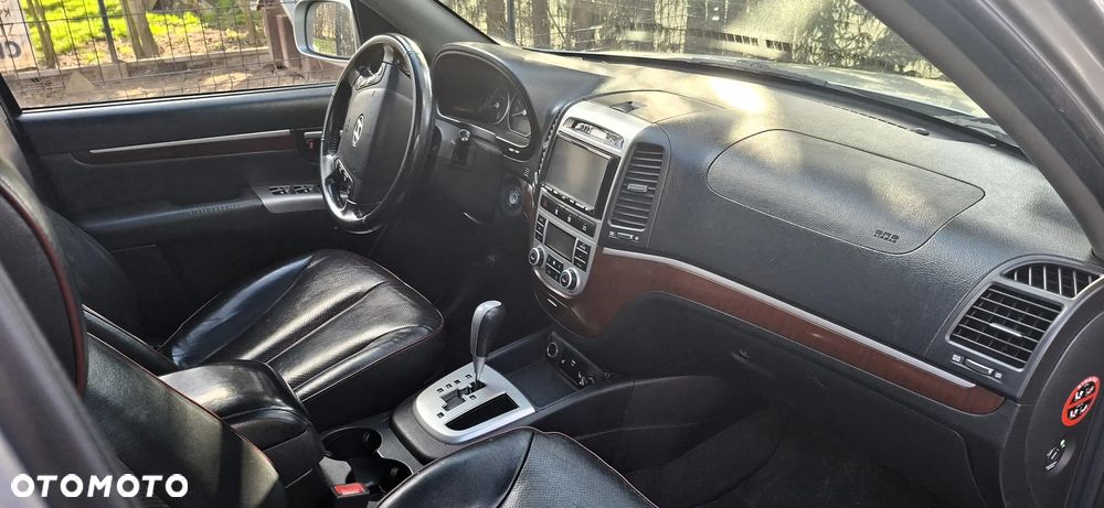 Hyundai Santa Fe - 8