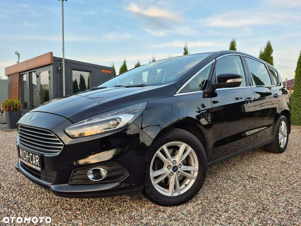 Ford S-Max - 33