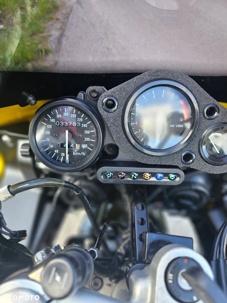 Honda CBR - 11