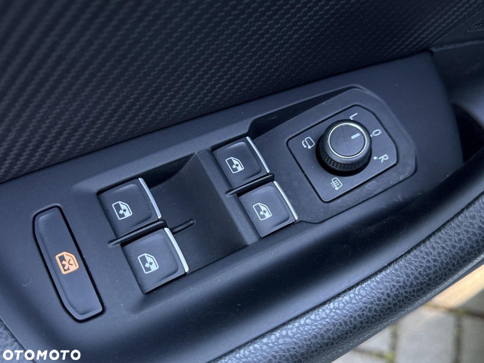 Volkswagen Arteon 2.0 TSI 4Motion R DSG - 25