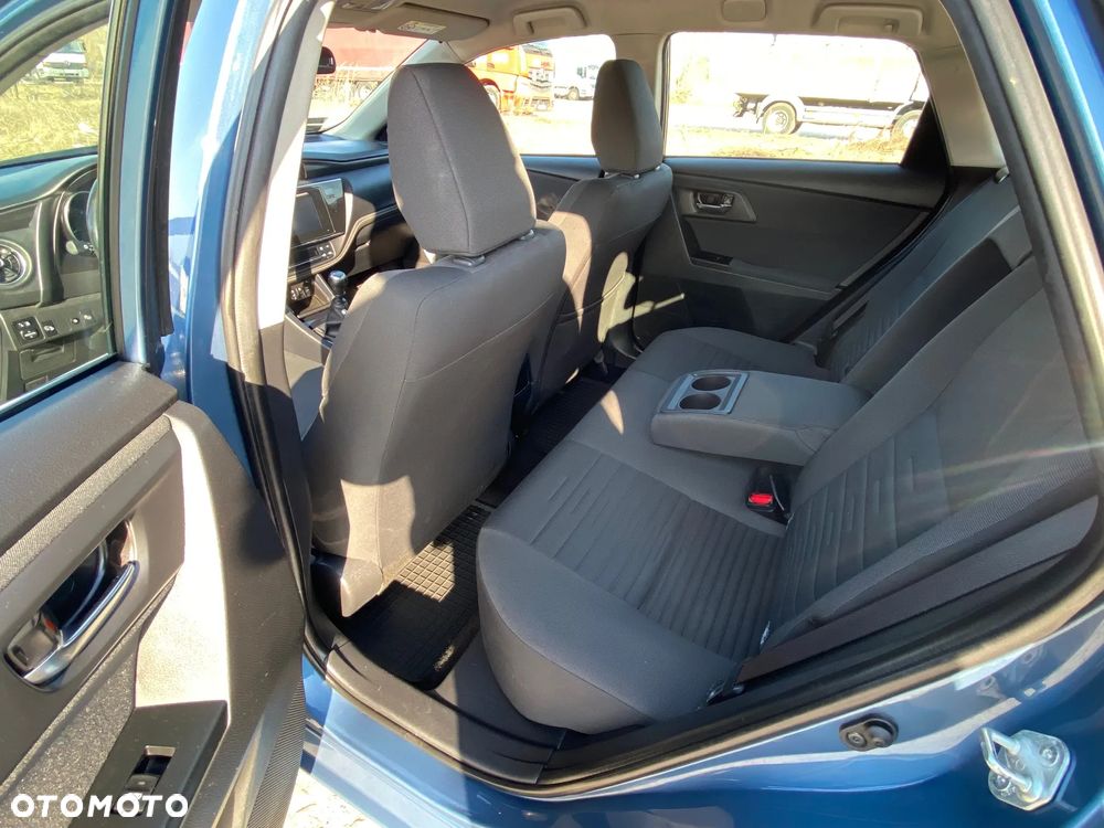Toyota Auris 1.6 D-4D Comfort - 13