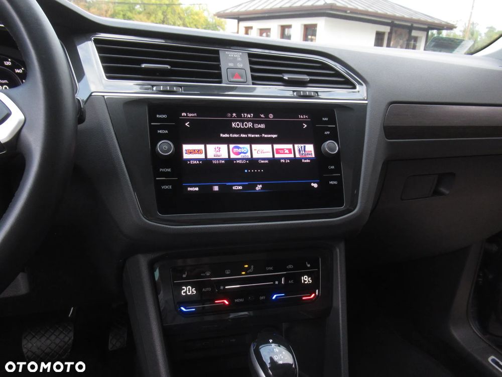 Volkswagen Tiguan 2.0 TSI 4Mot Elegance DSG - 19