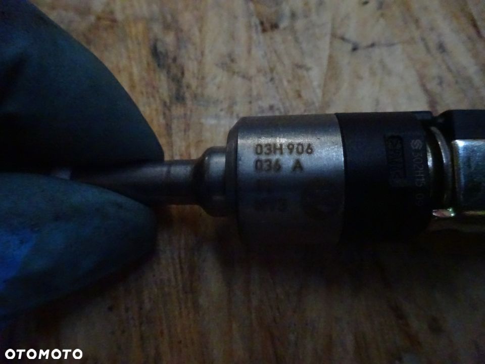 wtrysk wtryskiwacz VW PASSAT B6 CC  3.6 fsi v6 03h906036a czesci - 2