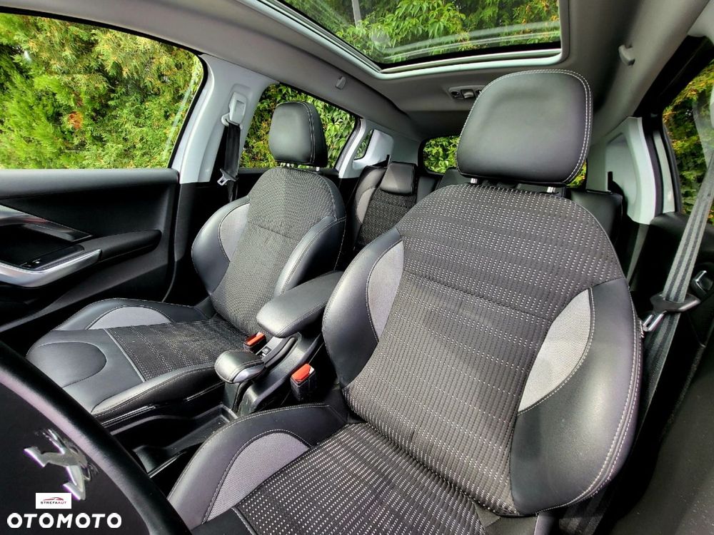 Peugeot 2008 - 12