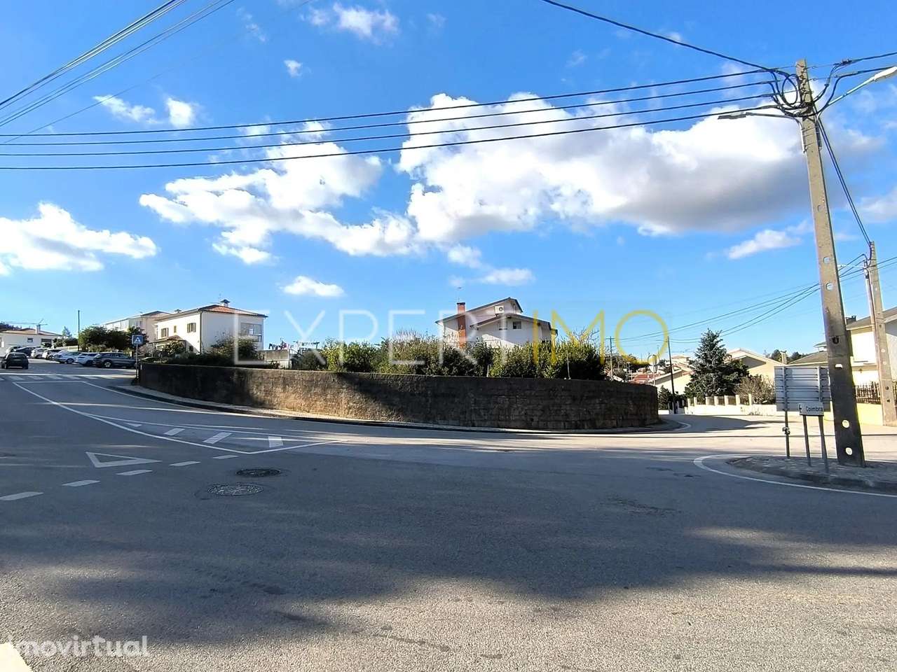 Terreno urbano para construção de moradia unifamiliar - Grande imagem: 5/14