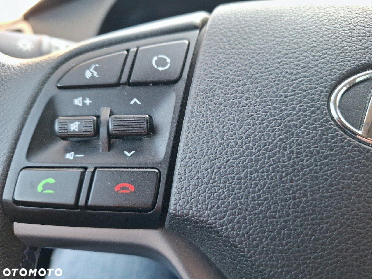 Hyundai Tucson 1.6 GDI BlueDrive Comfort 2WD - 26