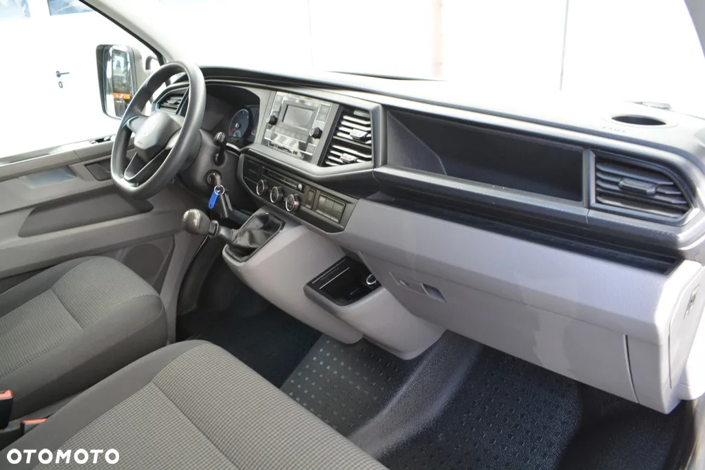 Volkswagen TRANSPORTER T6.1 DOKA - 30