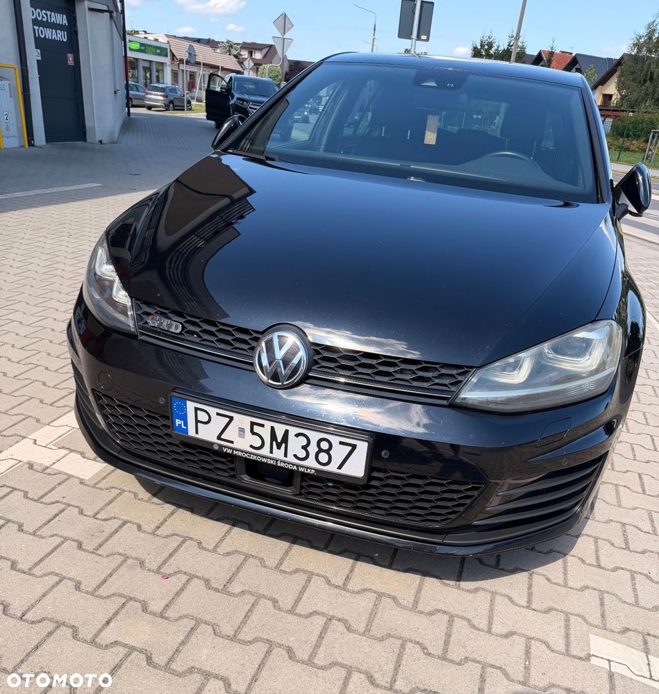 Volkswagen Golf 2.0 TDI BMT GTD - 5