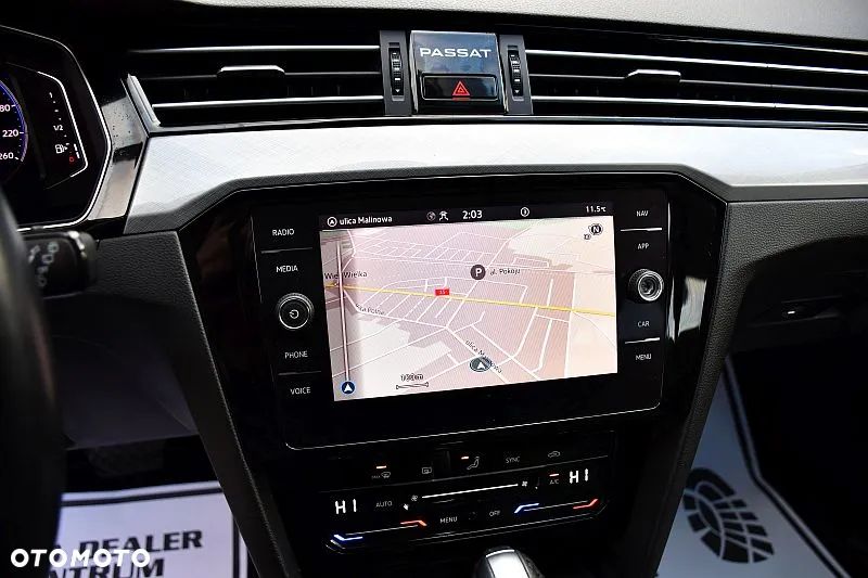 Volkswagen Passat Variant 1.5 TSI OPF DSG Highline - 14