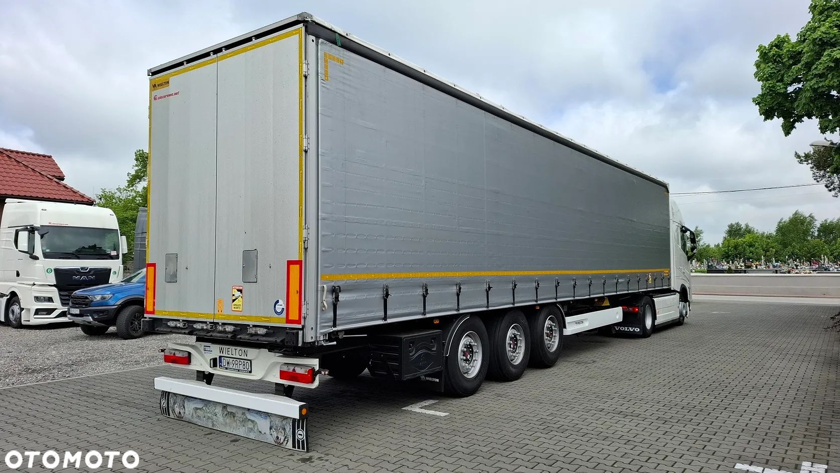 Wielton NS3K / STANDARD / OŚ PODNOSZONA / PLANDEKA ANTYWŁAMANIOWA / - 1