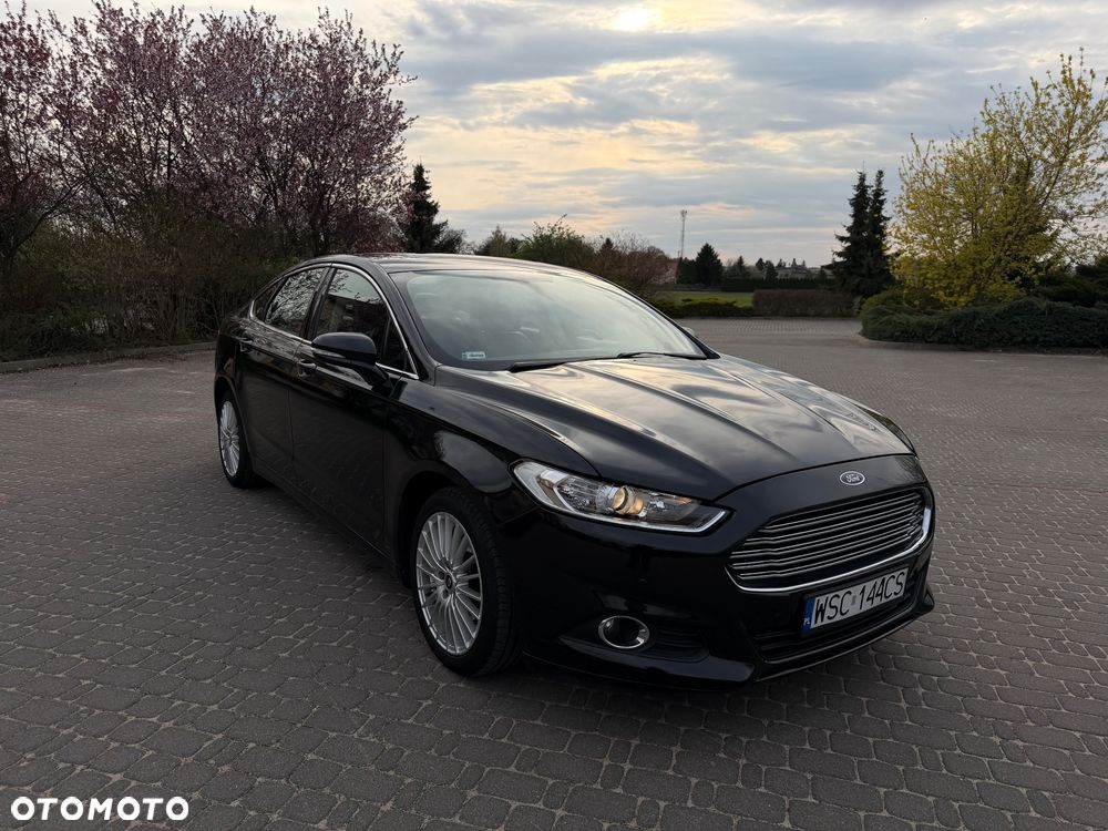 Ford Fusion - 2